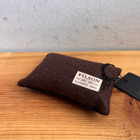 Filson Mackinaw Wool Balsam Fir Mini Pillow - Picture 4 of 6